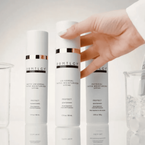 Crème hydratante teintée anti-âge DRMTLGY FPS 46 – Crème solaire visage transparente et maquillage léger avec protection UV à large spectre – Soin hydratant pour la peau et le visage – 50 ml