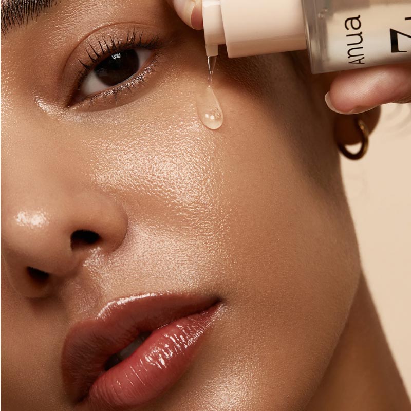 femme soins de visage solution contre l'acnés